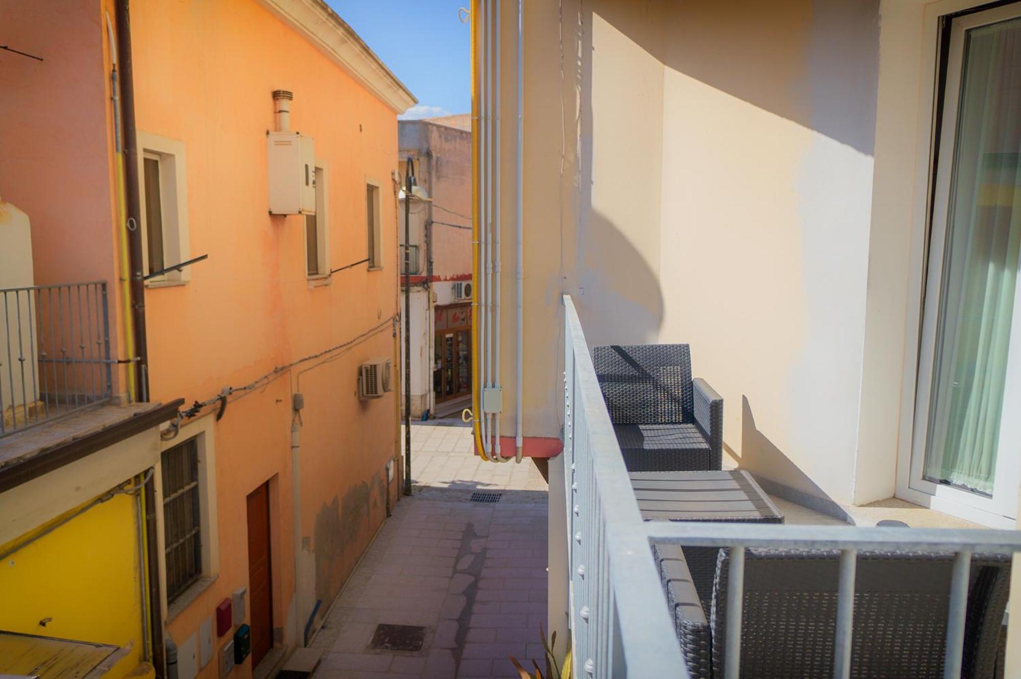 Sardiniarooms Tortoli Old Town Номер фото
